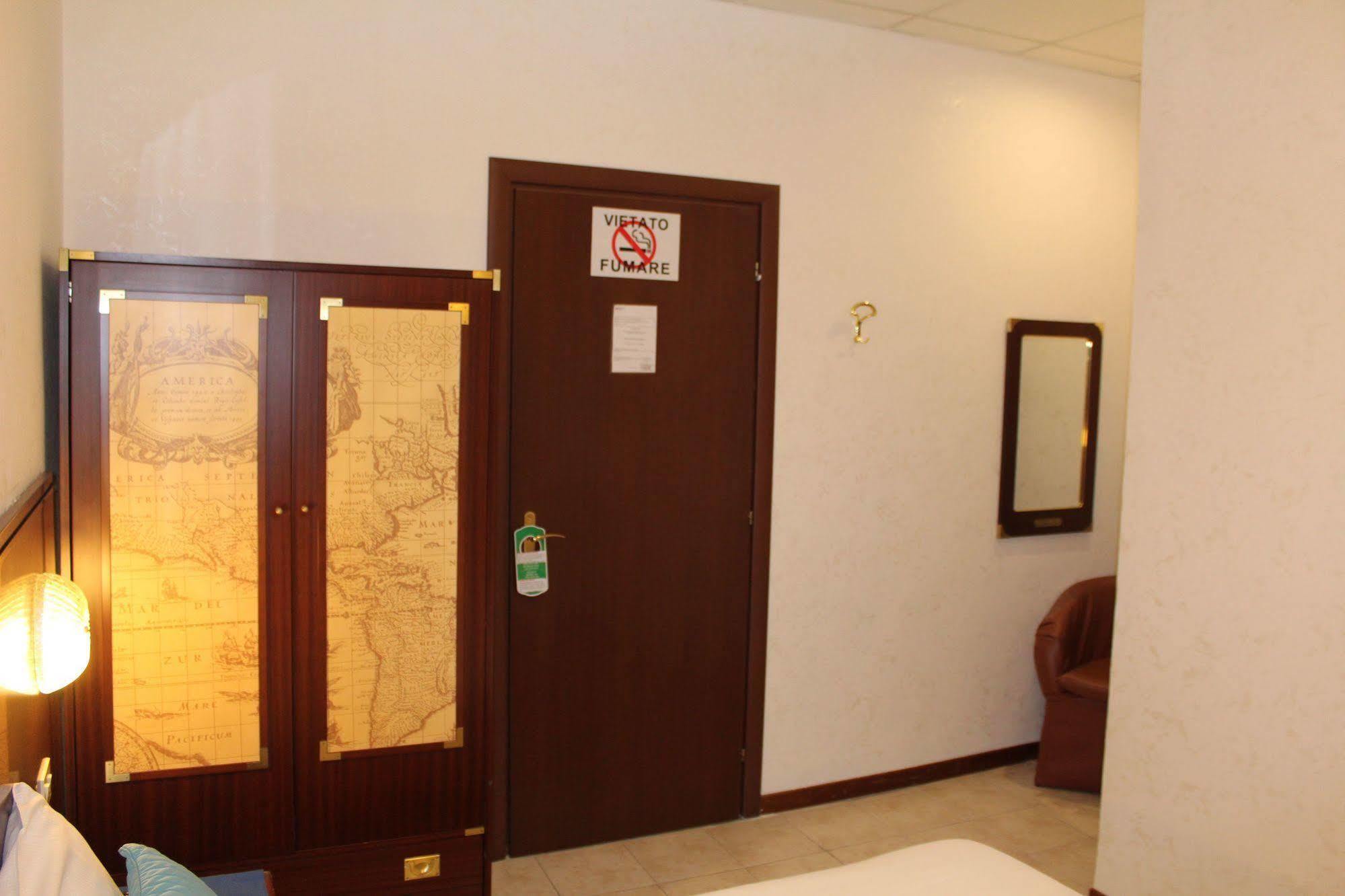 Galleria Frascati Rooms And Apartment 外观 照片