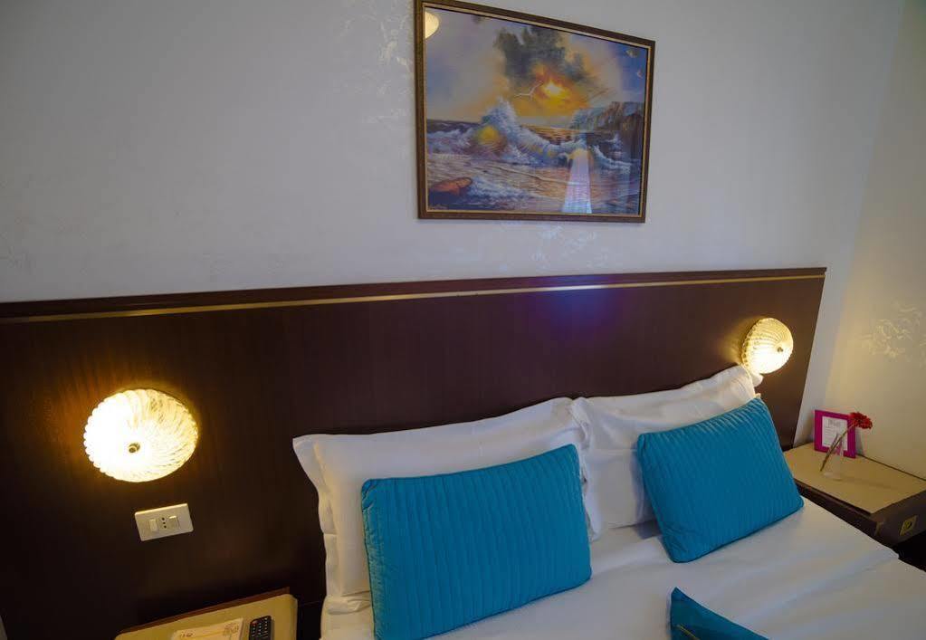 Galleria Frascati Rooms And Apartment 外观 照片